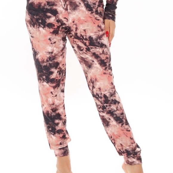 *SOLD* Tie dye 2 piece set - Picture 3 of 3